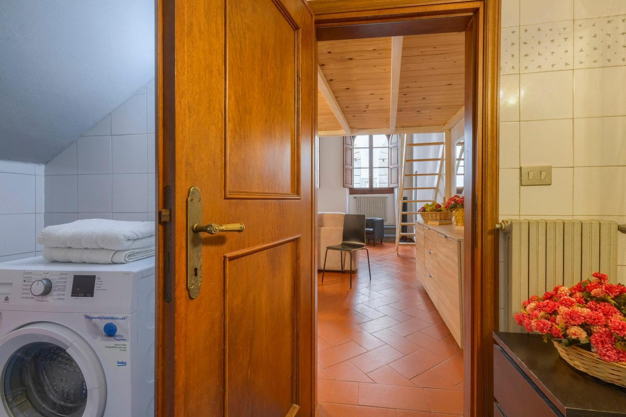 La Casa Di Dante Alighieri Lägenhet Florens Exteriör bild