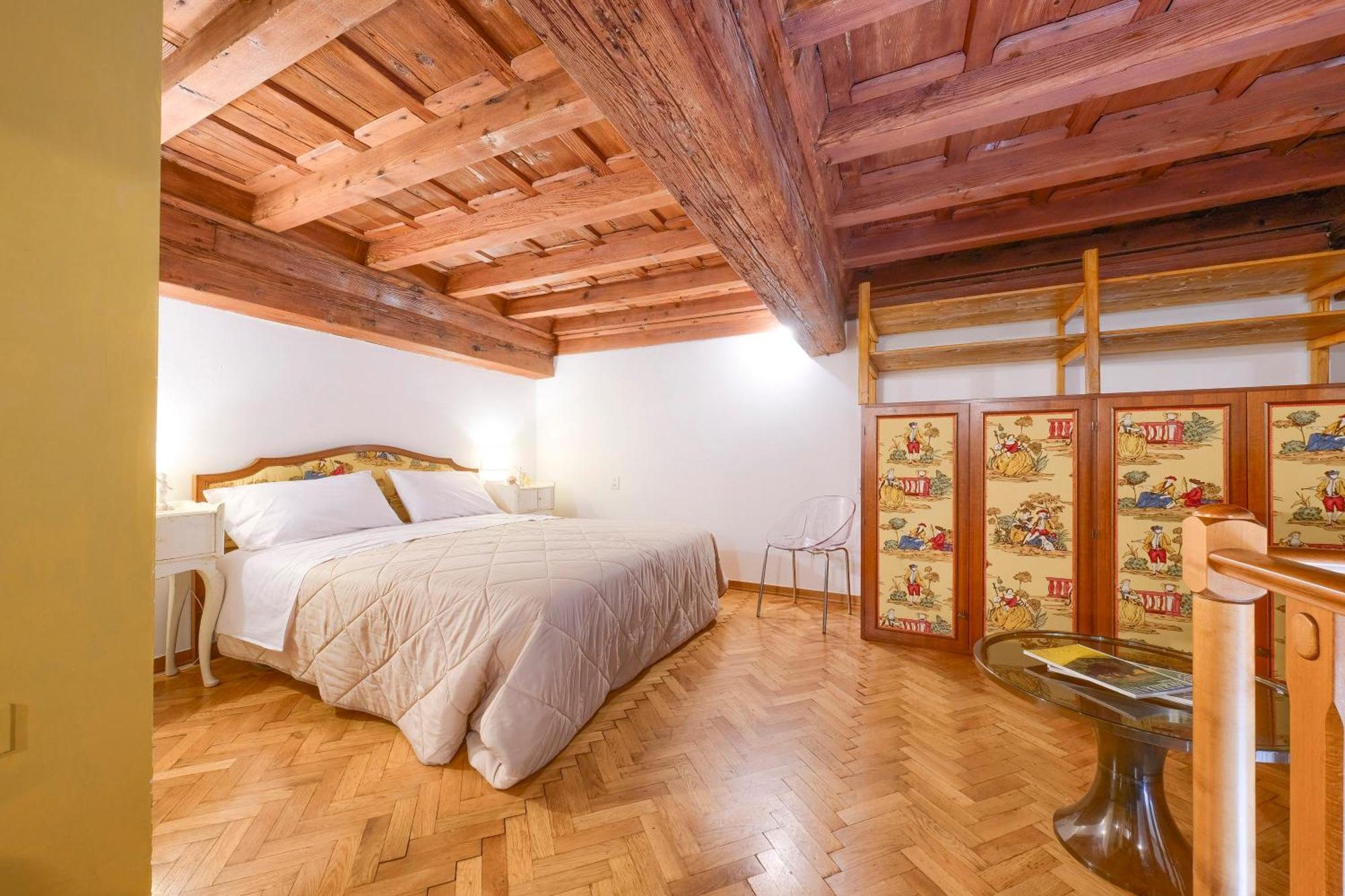 La Casa Di Dante Alighieri Lägenhet Florens Exteriör bild