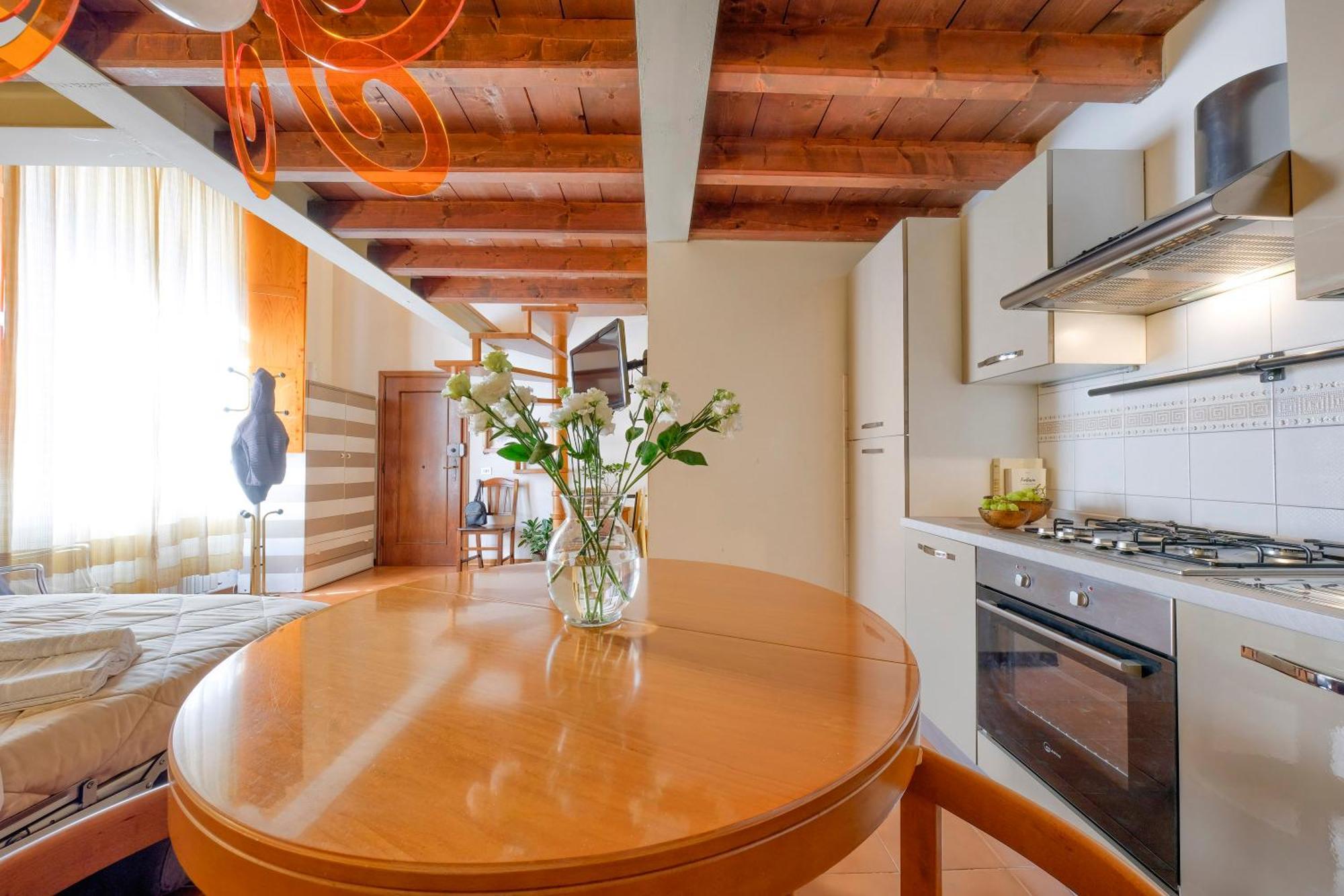 La Casa Di Dante Alighieri Lägenhet Florens Exteriör bild